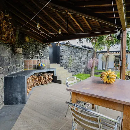 Guestready - Charming Retreat With Garden Πανσιόν 3*