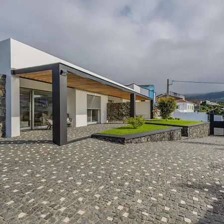 Guestready - Charming Retreat With Garden Ribeira Grande