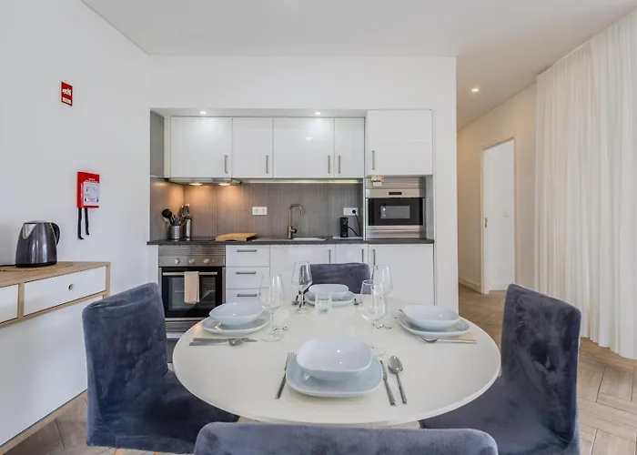 بيت ضيافة Guestready - Charming Retreat With Garden هيبيرا غْريندي