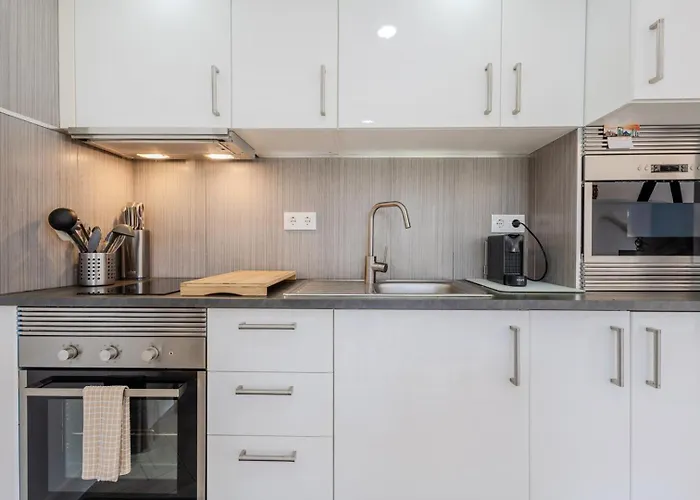 Gasthof Guestready - Charming Retreat With Garden Ribeira Grande