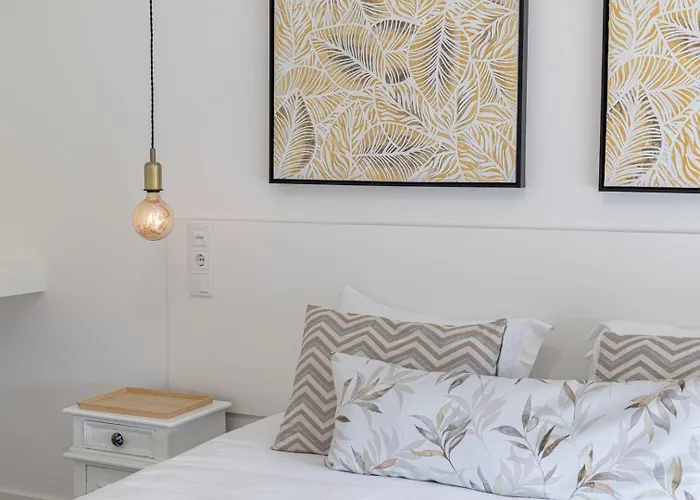 Guestready - Charming Retreat With Garden هيبيرا غْريندي