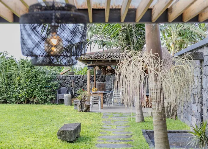 Gasthof Guestready - Charming Retreat With Garden 4*